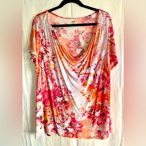 Women’s Apt 9 floral top size 1X